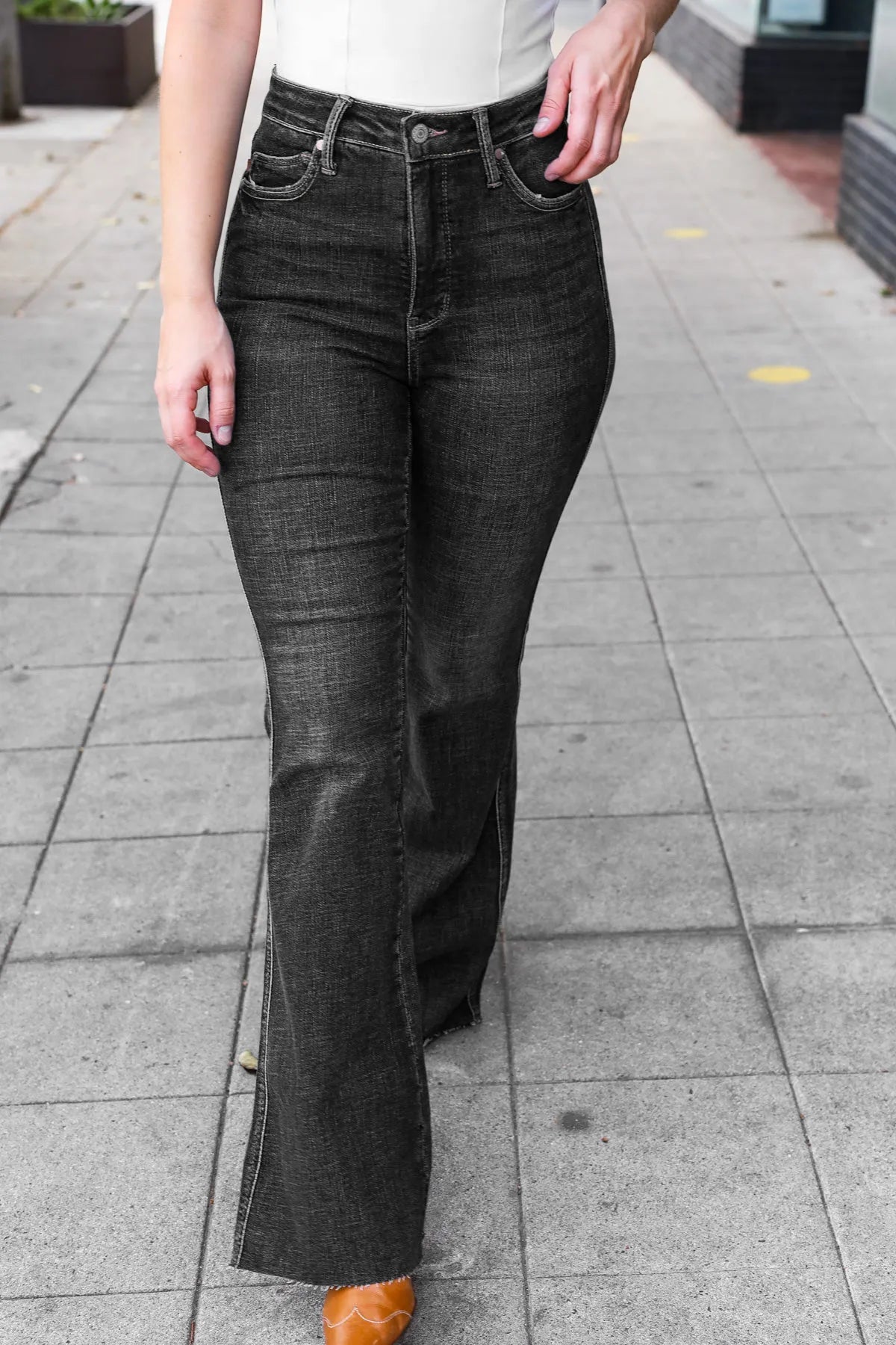 Tummy Control Booty Lifting Flare Jeans VIP