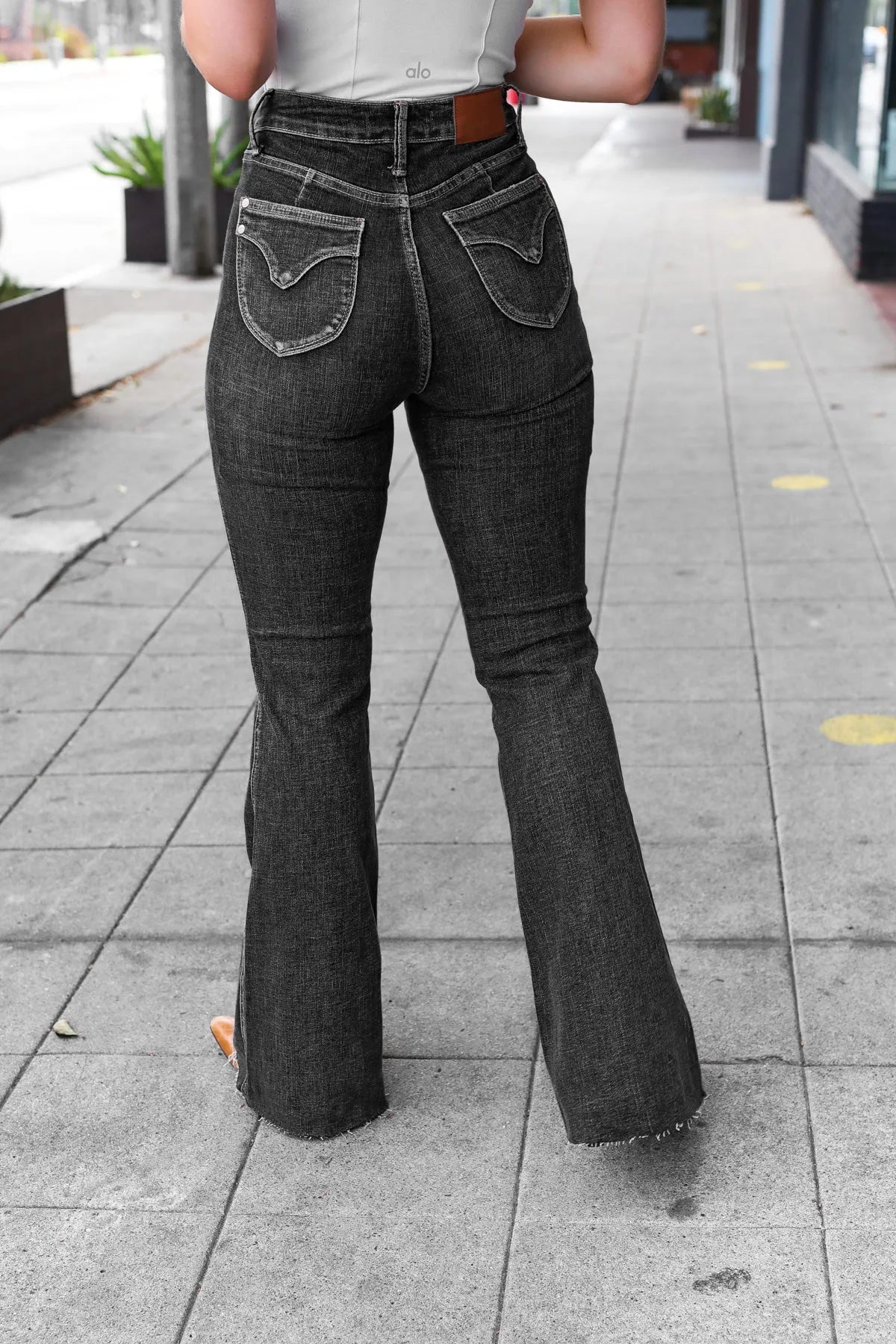 Tummy Control Booty Lifting Flare Jeans VIP